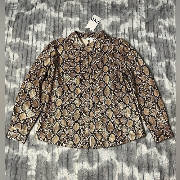 Zara Faux Leather Snake Print Shirt Size Large - Picture 3 of 11